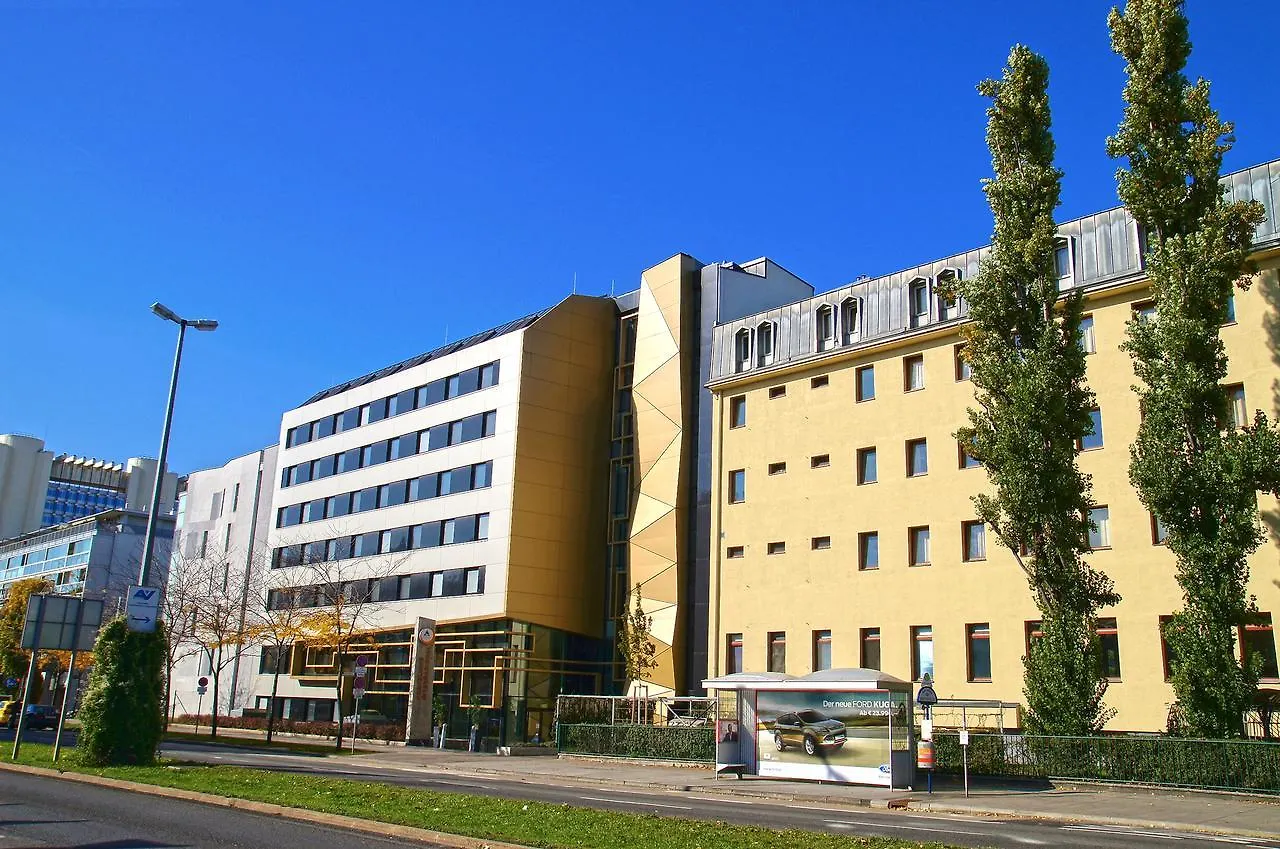 ウィーン Jugendgastehaus Brigittenauホステル
